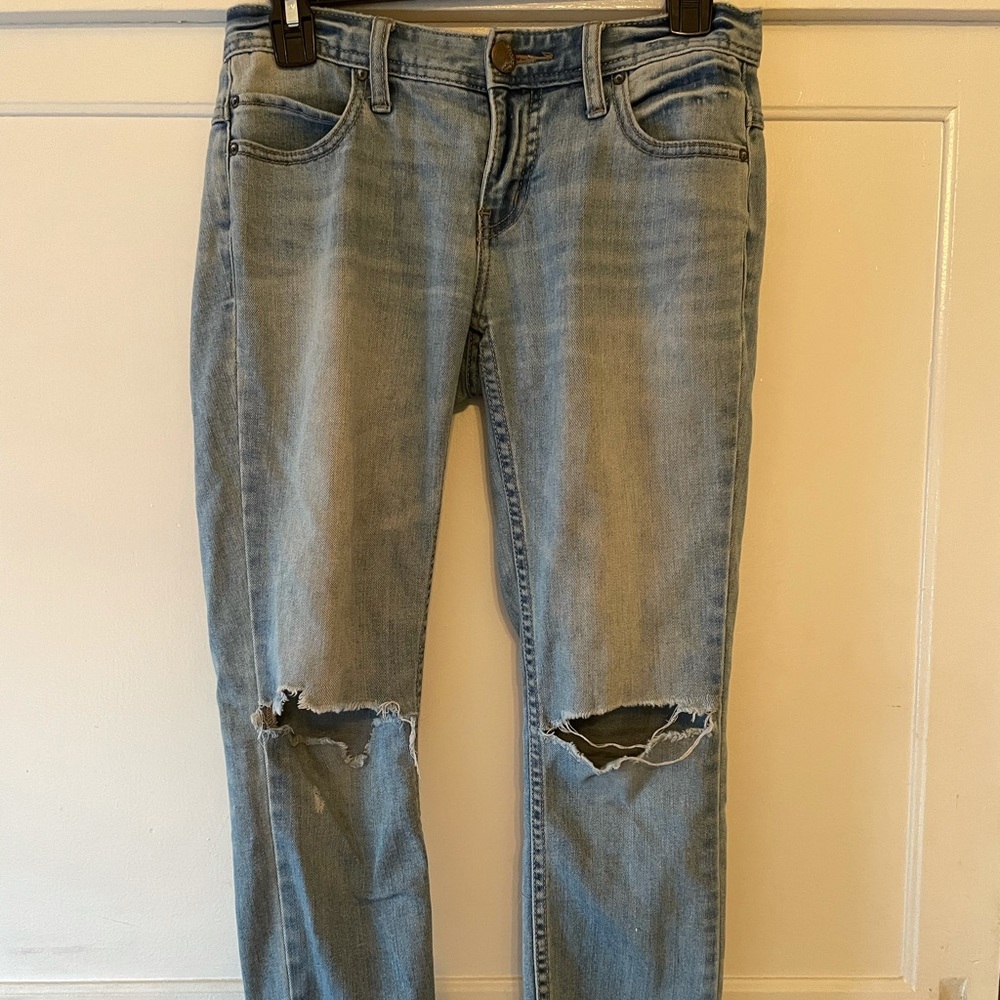 FREE PEOPLE Ripped Skinny Jeans